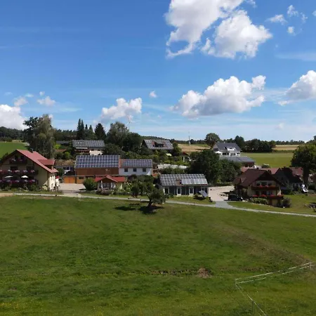 Zirbenholzwohnung Lochau * Eckersdorf