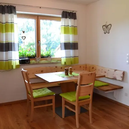 Apartment Zirbenholzwohnung Lochau