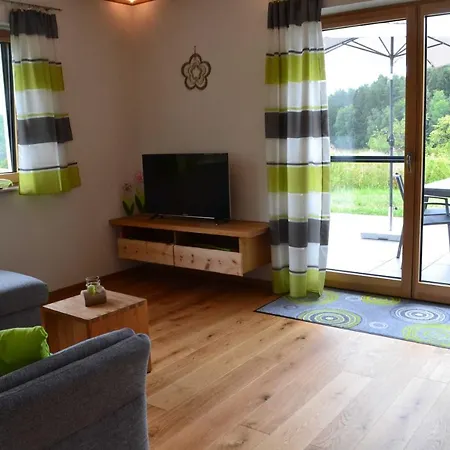 Apartment Zirbenholzwohnung Lochau Eckersdorf