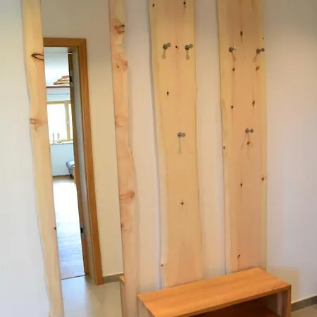 Apartment Zirbenholzwohnung Lochau *